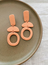 Load image into Gallery viewer, sofia