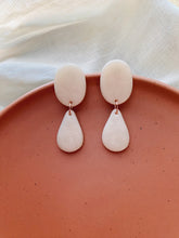 Load image into Gallery viewer, oval drops