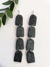 Load image into Gallery viewer, charlotte