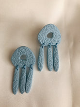 Load image into Gallery viewer, phoebe